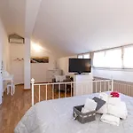 Attico Quarto Di Luna